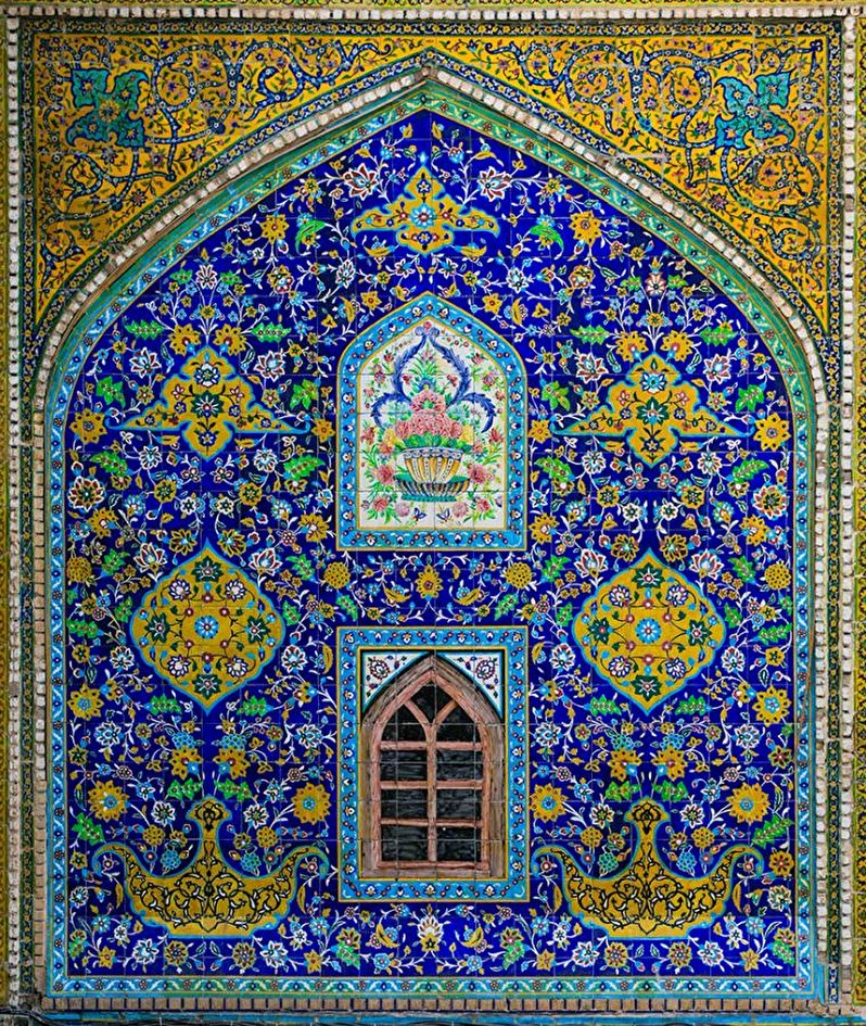 Tile work of the holy shrine of Imam Ali(piece be upon him)