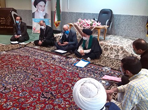 آقای عسکری رییس ستاد بازسازی عتبات عالیات استان اصفهان در نشست اساتید و مسولین جامعه المصطفی حضور یافت .