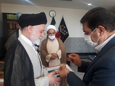 برگزاری جلساتی با مسئولین سازمانها وارگانهای استان