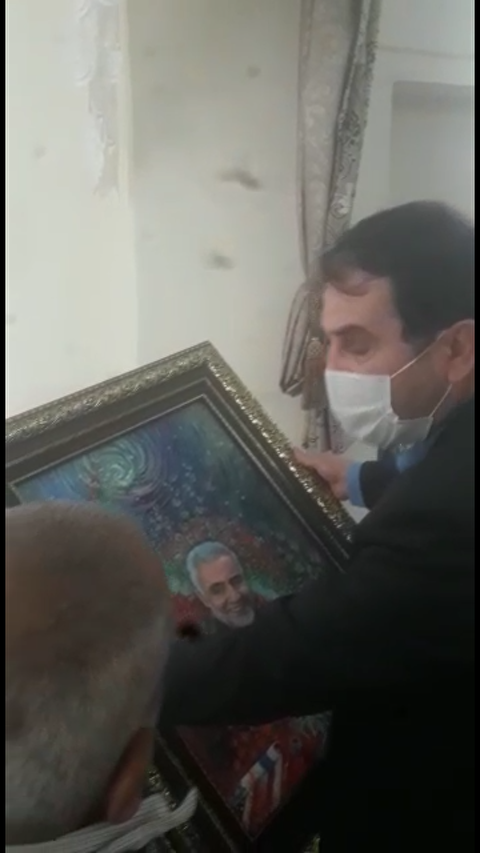 تجلیل از خیّر اصفهانی به جهت کمک ایشان به عتبات عالیات