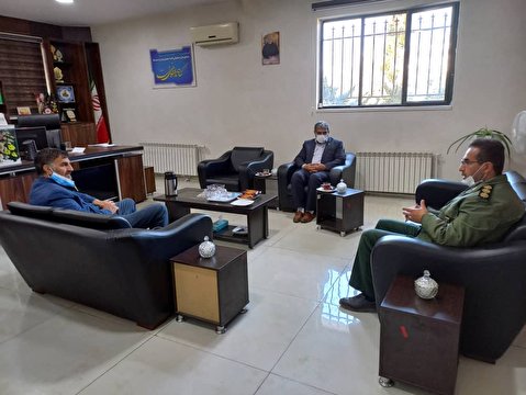 جلسه هم اندیشی رئیس ستاد توسعه و بازسازی عتبات عالیات استان سمنان با فرمانده سپاه ناحیه شهرستان دامغان
