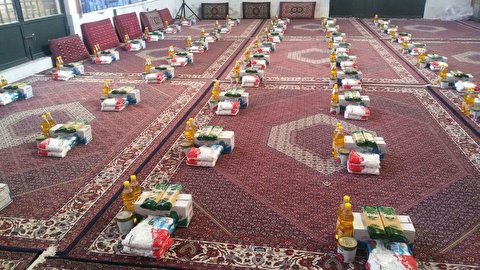 توزیع 50 بسته مواد غذایی بین نیازمندان زنجانی