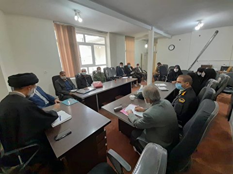 نشست هیات امناء ستاد بازسازی عتبات عالیات شهرستان چادگان با حضور رئیس ستاد عتبات عالیات استان برگزار گردید.