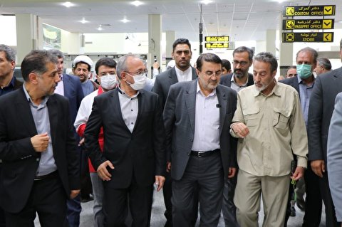 استاندار کرمانشاه به همراه اعضای ستاد اربعین استان، جهت بررسی میزان آمادگی و وضعیت زیرساخت های این پایانه برای استقبال از زائران اربعین در پایانه مرزی خسروی در شهرستان قصرشیرین حضور یافتند