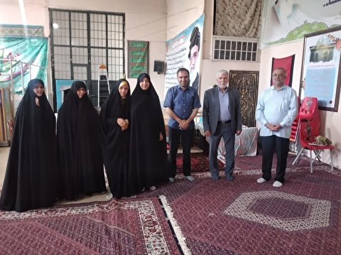 بازدید مسول اموربانوان ستاد مرکزی توسعه و بازسازی عتبات عالیات از ستاد استان زنجان