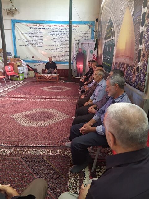 برگزاری نشست هیئت حرم سازان فاطمی زنجان