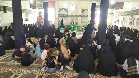 معرفی ستاد در جمع بانوان روستای بناب بخش مرکزی شهرستان زنجان