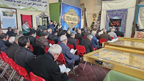 برگزاری نشست بهمن ماه هیئت خادمان حرم ساز فاطمی زنجان