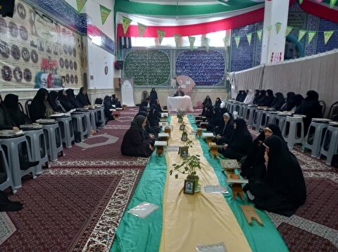 معرفی ستاد در جلسات قرآنی ماه مبارک رمضان بانوان زنجان