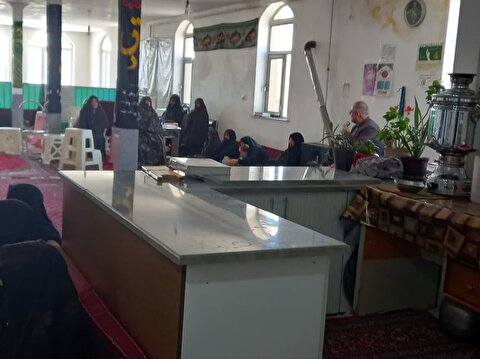 معرفی ستاد در جلسات قرآنی ماه مبارک رمضان بانوان زنجان