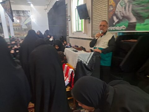 معرفی ستاد در مراسم شیرخوارگان حسینی در حسینیه اعظم شهرستان سلطانیه