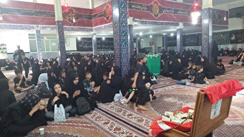 مراسم شیرخوارگان حسینی روستاهای زنجان میزبان پرچم متبرک حرم مطهر امام حسین(ع)