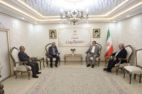 سفر مسئولین ستاد توسعه و بازسازی عتبات عالیات مرکز به استان آذربایجان غربی