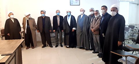 تشکیل جلسه ستاد بازسازی عتبات عالیات استان آذربایجان غربی  با امام جمعه اهل تسنن استان