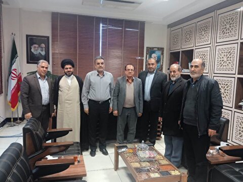 دیدار رئیس ستاد توسعه و بازسازی عتبات عالیات با مدیر کل منابع طبیعی استان لرستان