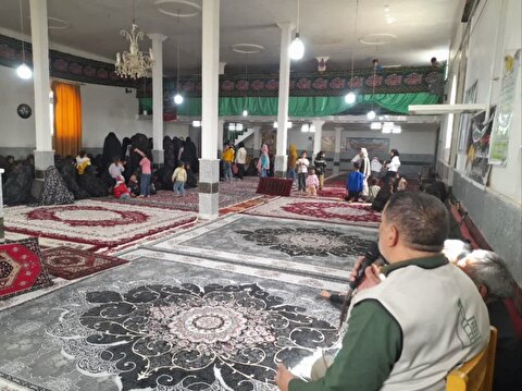 اهالی روستای برون قشلاق شهرستان ماهنشان ، میزبان پرچم متبرک حرم مطهر امام حسین(ع)