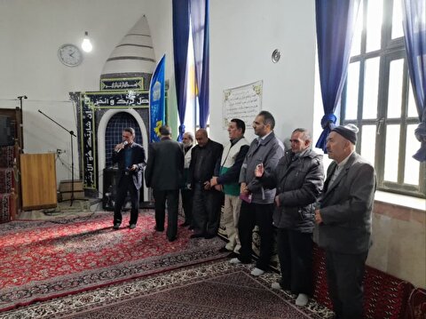 اهالی روستای آقکند شهرستان ماهنشان ، میزبان پرچم متبرک حرم مطهر امام حسین(ع)