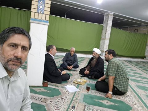 برگزاری جلسات هماهنگی با متولیان و هیئت امناء مساجد شهر زنجان