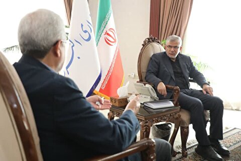 دیدار رئیس ستاد توسعه و بازسازی عتبات با استاندار البرز