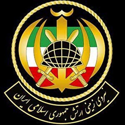 کارکنان آمادگاه ولایت ارتش زنجان میزبان پرچم متبرک حرم مطهر امام حسین(ع)