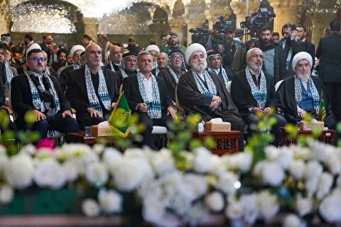 صحن حضرت زهرا سلام الله علیها در آستان مقدس علوی بعد از ۱۴ سال کوشش معماران ایرانی تکمیل و به صورت رسمی در عراق افتتاح شد