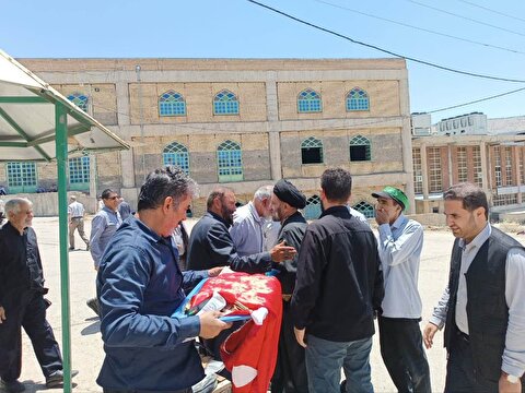 شرکت در نماز جمعه