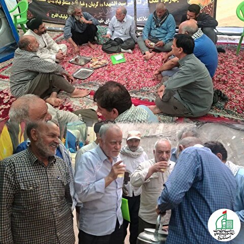 بازدید رئیس ستاد توسعه و بازسازی عتبات عالیات استان یزد از موکب انصارالحسین (ع) اردکان در کربلای معلی