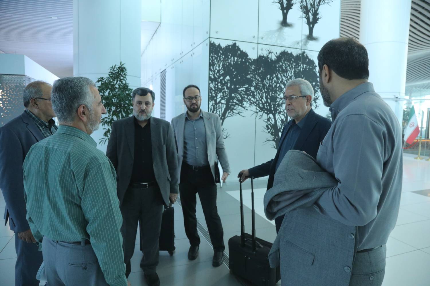 بازدید رئیس ستاد توسعه و بازسازی عتبات از دفتر ستاد در ترمینال سلام شهر فرودگاهی امام خمینی (ره)